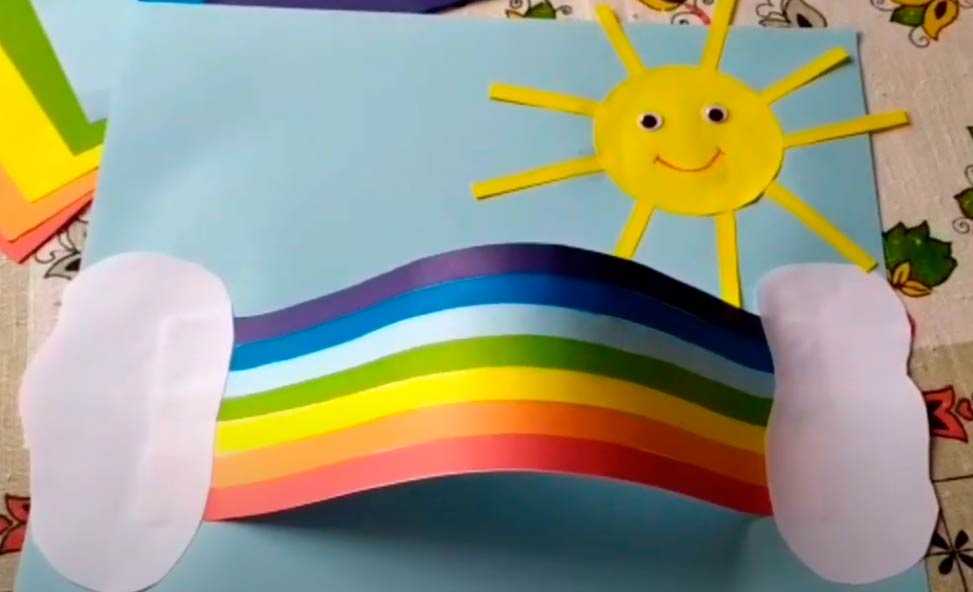 Бумажная радуга: яркая и красочная поделка с детьми