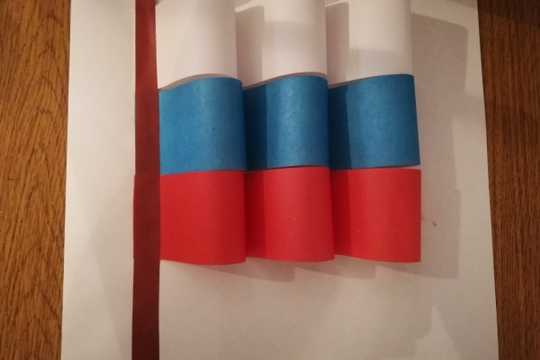 Конспект занятия по аппликации в группы общеразвивающей направленности детей 4-5 лет «флаг россии»