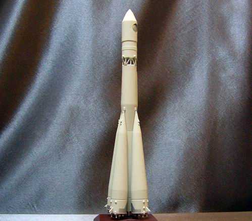 Rocket famous. Ракета носитель Восток-2м. Mach-2 р-7 Vostok модель. Ракета р-7 модель. Модель ракеты Восток.