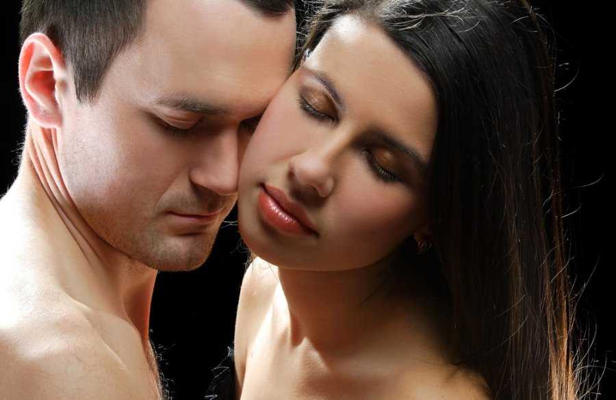 11 психологических хитростей, как влюбить в себя мужчину