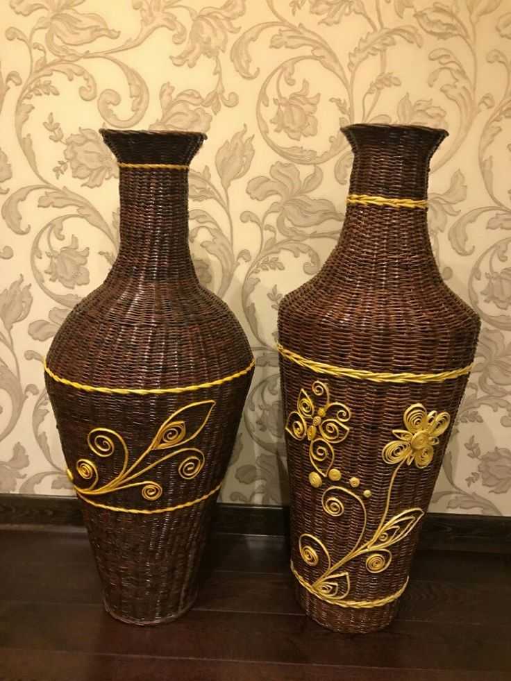 Своими руками можно смастерить всевозможные вещи игрушки, сумки, абажуры для светильников, элементы декора для украшения квартиры и много чего еще