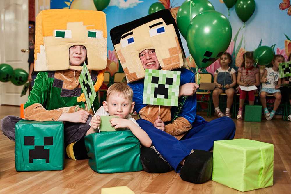 Красивые приглашения на День Рождения, детский праздник или вечеринку в стиле Майнкрафт Minecraft, которые вы можете скачать и распечатать бесплатно