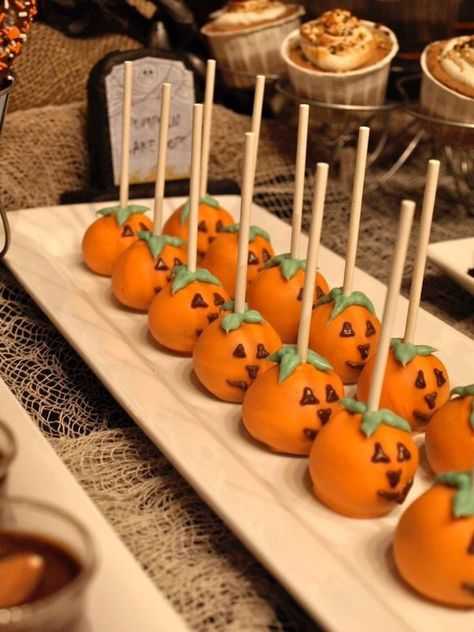 Десерты на хэллоуин — 8 рецептов выпечки и сладостей, которые можно сделать своими руками