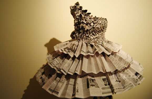 Как сделать платье из газет?
