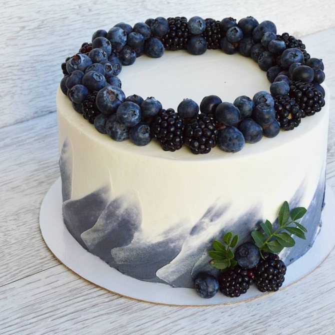 Как просто украсить торт: 3 простых идеи декора торта - с ягодами сверху, украшение шоколадного торта и другие | houzz россия