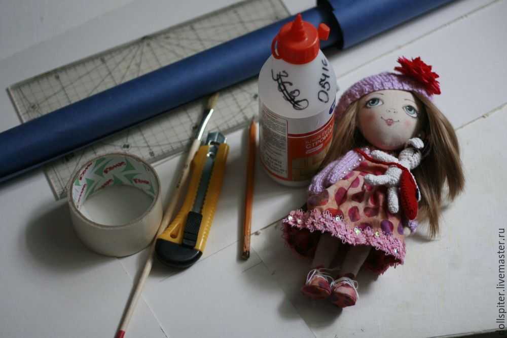 Кукольная жизнь мастер-класс торцевание серия мк "подготовка к зиме" делаем меховые наушники для кукол карандаш картон салфетки