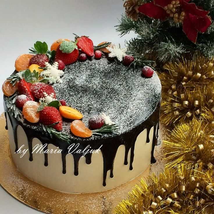 Как украсить торт голубикой —20 вариантов декора с фото