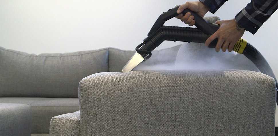 Как почистить диван от пятен без разводов: способы, уход за обивкой