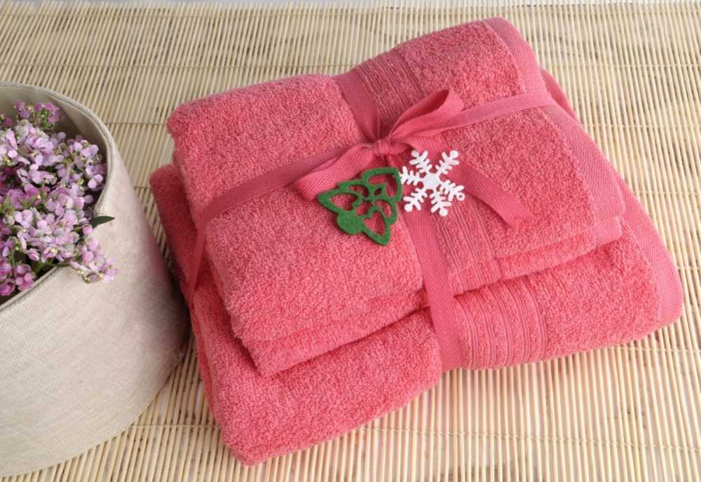 Как складывать полотенца: правильные и красивые способы хранения