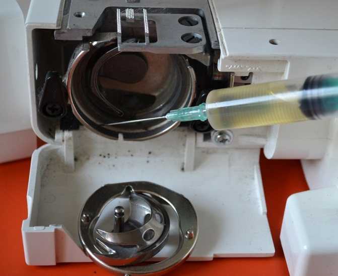 Масло для швейной машинки: чем можно заменить и каким можно смазывать