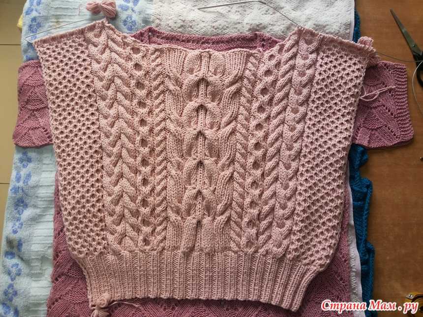 Как связать свитер спицами: описание схем для начинающих и фото самых красивых свитеров
