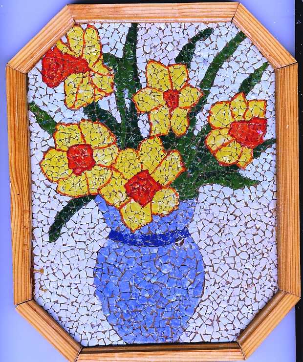 Мозаика своими руками: из плитки, из яичной скорлупы и стекла